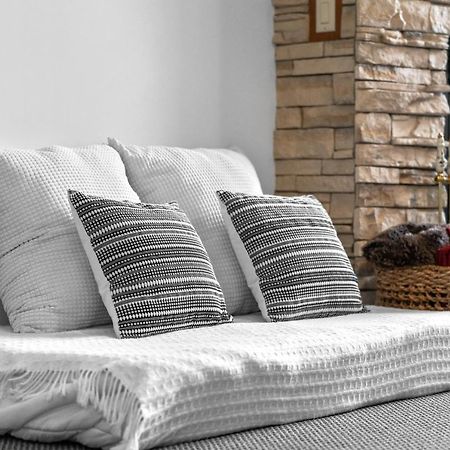 ⭐️ Luxury Mountain View Studio In Canmore ⭐️ Kültér fotó