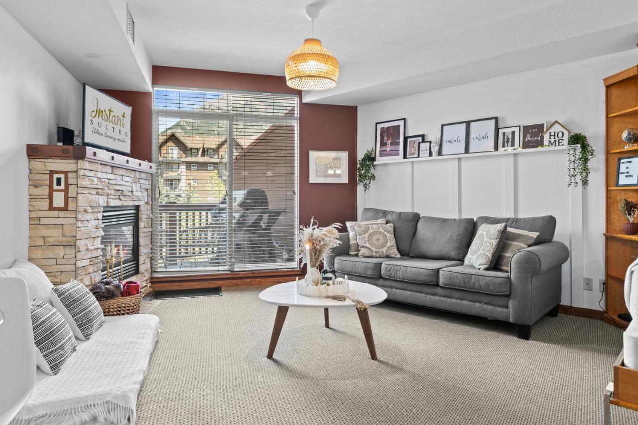 ⭐️ Luxury Mountain View Studio In Canmore ⭐️ Kültér fotó